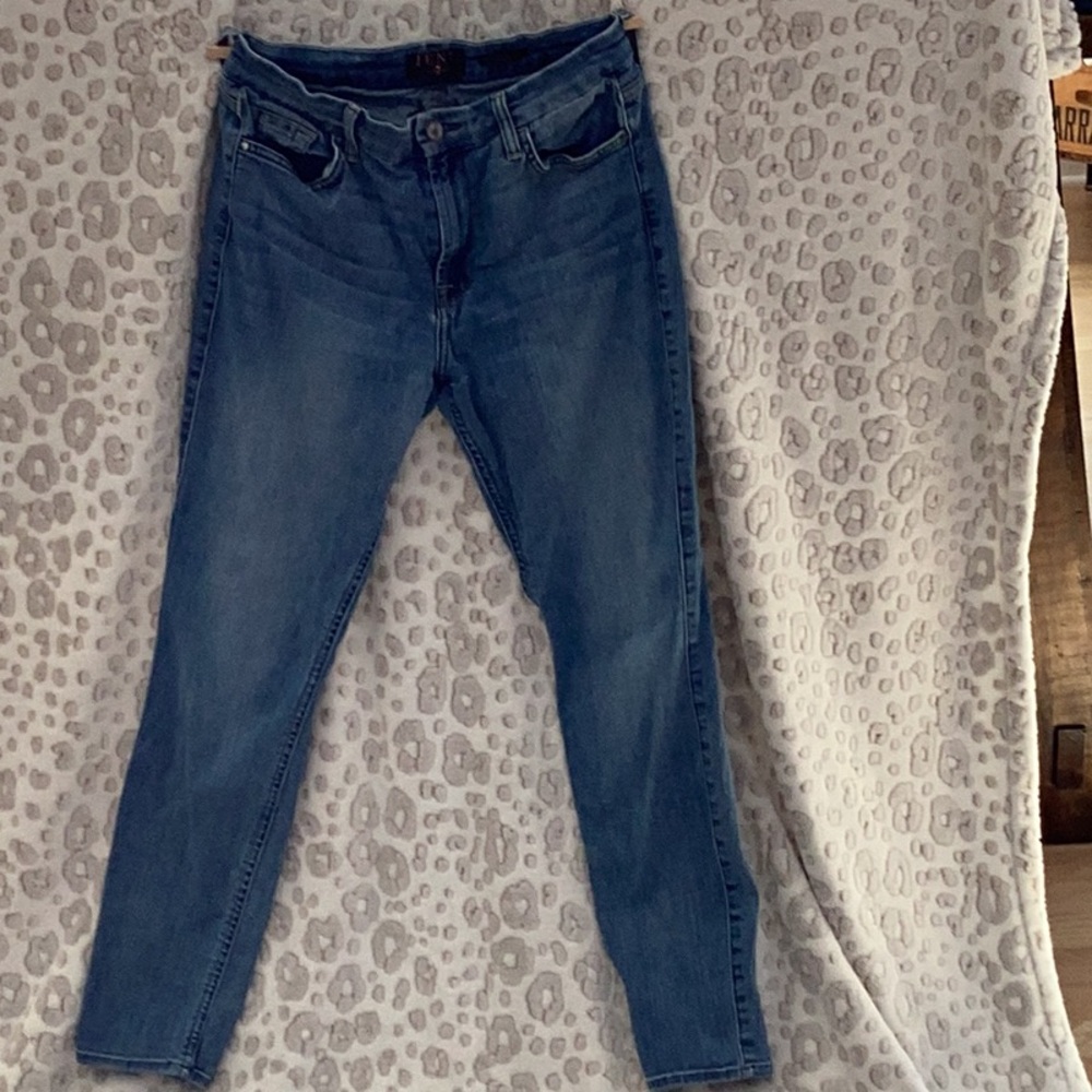 Jen 7 7 for all mankind Skinny light wash